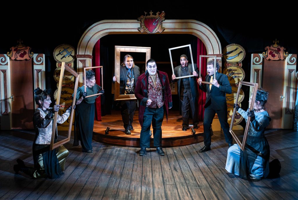 One actor, 8 death scenes: 'A Gentleman's Guide to Love & Murder' hits the stage in Breckenridge - Vimarsana News